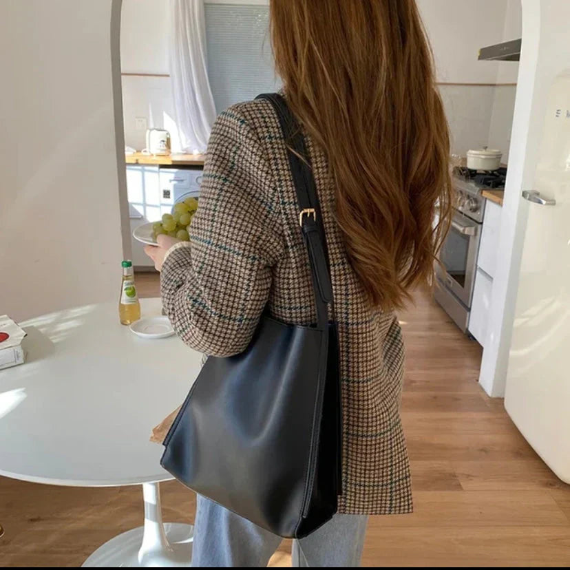AVA™ - Bolsa Elegante