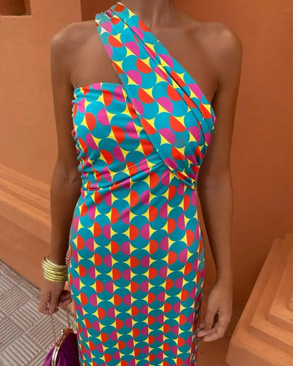 Isabel - Elegante Vestido Con Hombros Diagonales