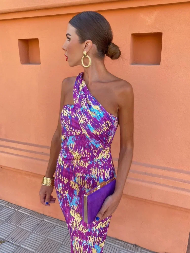Isabel - Elegante Vestido Con Hombros Diagonales