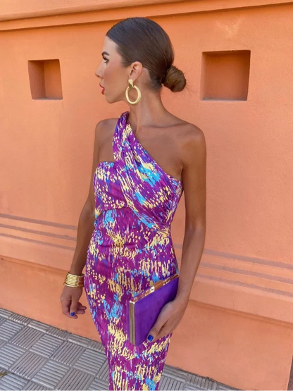 Isabel - Elegante Vestido Con Hombros Diagonales