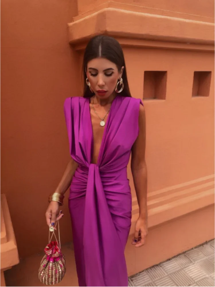 Mónica - Elegante Vestido Plisado