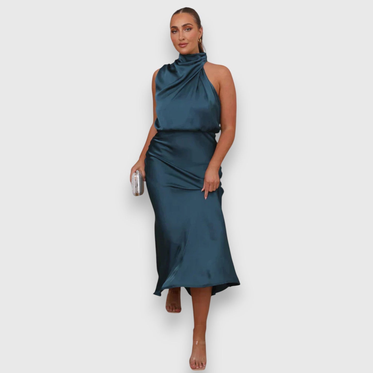 Zenaida – Vestido Midi Atemporal